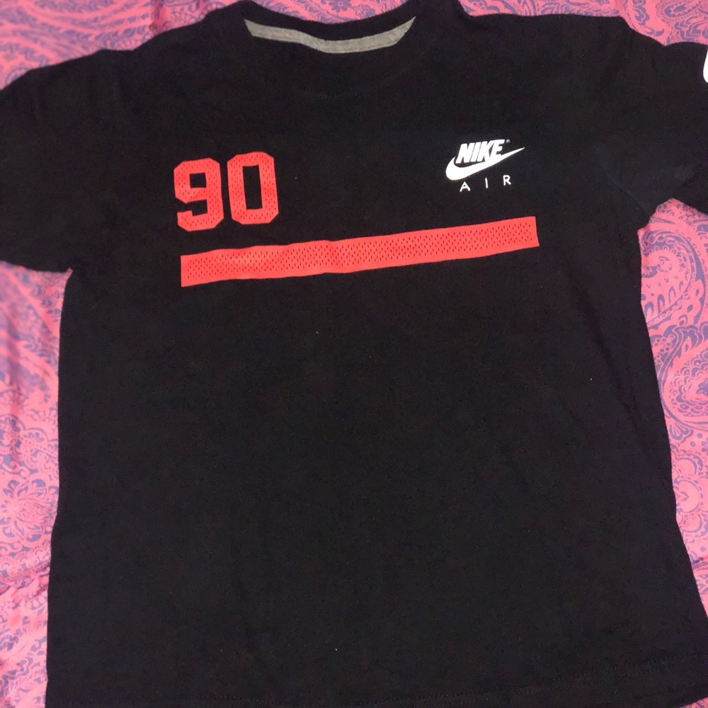 Nike T Shirt